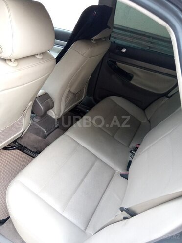 Audi A4 2000, 200,000 km - 1.8 л - Bakı