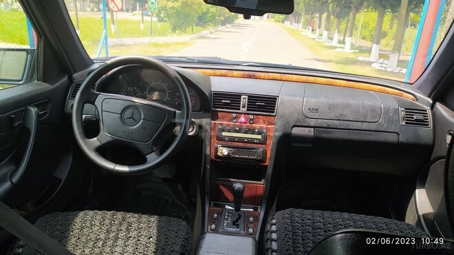 Mercedes C 230 1997, 297,000 km - 2.3 l - Astara
