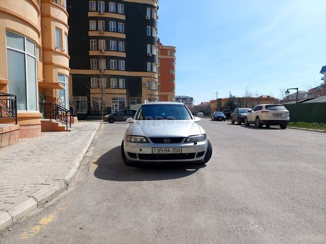 Opel Vectra 2000, 700,000 km - 2.0 l - Bakı