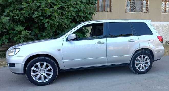 Mitsubishi Airtrek 2001, 300,000 km - 2.0 l - Bakı