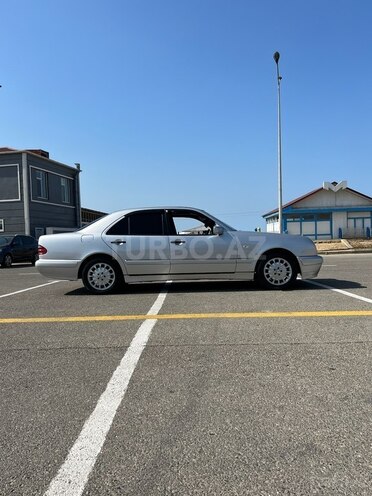 Mercedes E 220 1998, 753,000 km - 2.2 л - Bakı