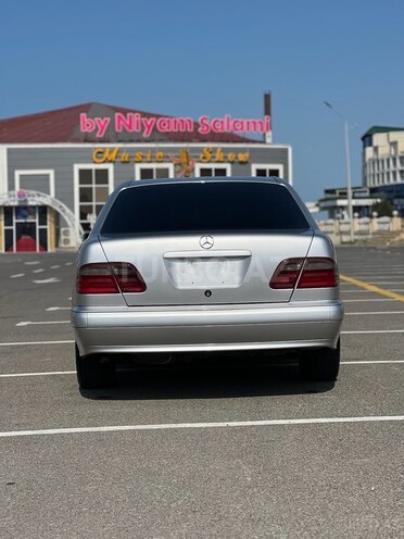 Mercedes E 220 1998, 753,000 km - 2.2 л - Bakı