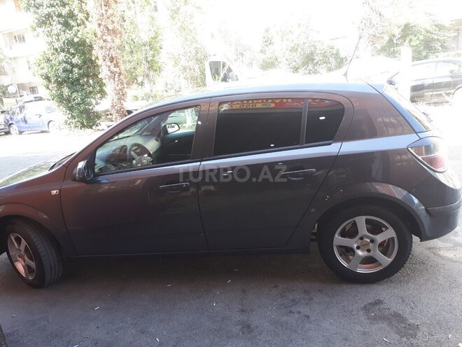 Opel Astra 2009, 218,000 km - 1.4 l - Bakı