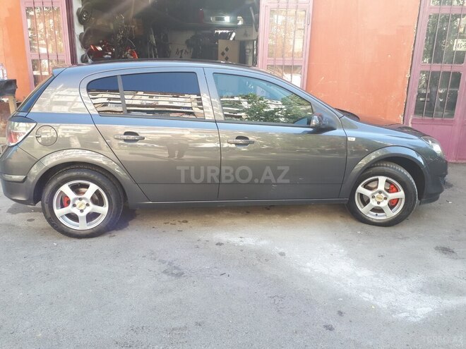 Opel Astra 2009, 218,000 km - 1.4 l - Bakı