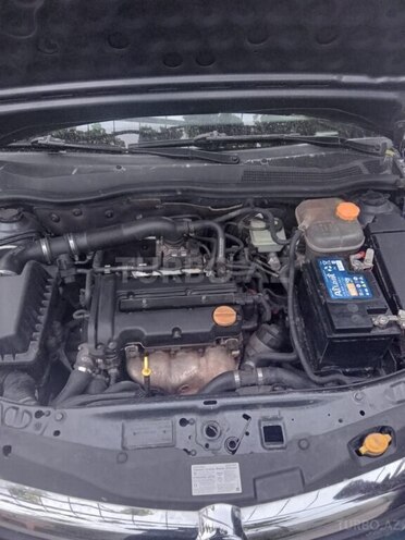 Opel Astra 2006, 200,000 km - 1.4 л - Bakı