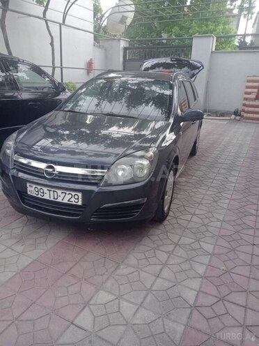 Opel Astra 2006, 200,000 km - 1.4 л - Bakı