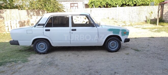 LADA (VAZ) 2107 2006, 25,800 km - 1.6 l - Şirvan