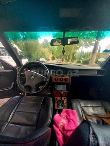 Mercedes 190 1991, 256,321 km - 2.0 l - Ağcabədi