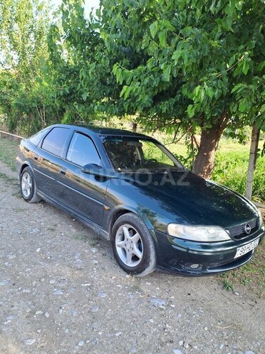 Opel Vectra 1999, 695,344 km - 1.6 l - Şəki