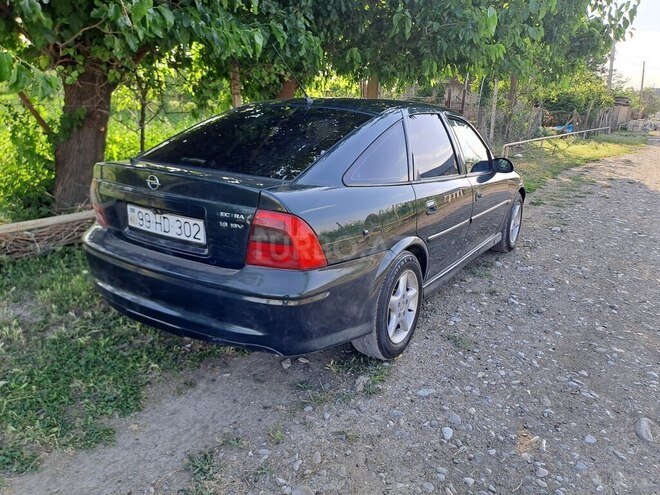 Opel Vectra 1999, 695,344 km - 1.6 l - Şəki