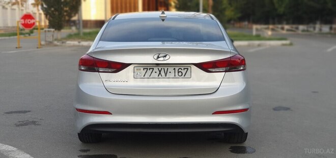 Hyundai Elantra 2017, 74,030 km - 2.0 l - Mingəçevir