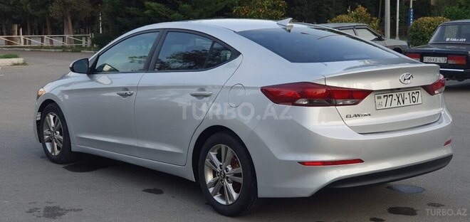 Hyundai Elantra 2017, 74,030 km - 2.0 l - Mingəçevir