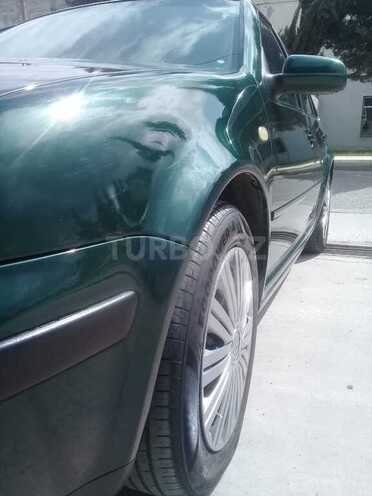 Volkswagen Bora 2000, 257,368 km - 2.0 l - Salyan