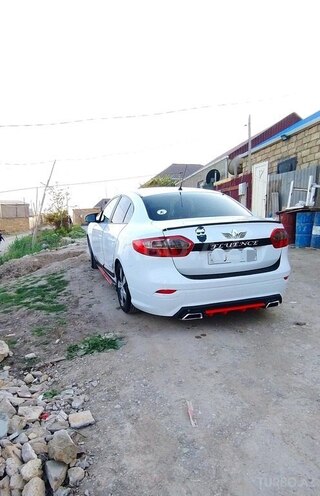 Renault Megane 2011, 225,500 km - 1.6 л - Bakı