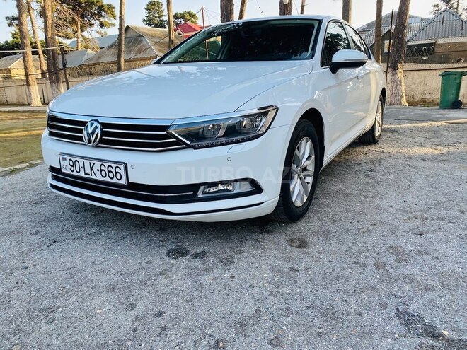 Volkswagen Passat 2016, 135,000 km - 1.4 л - Bakı