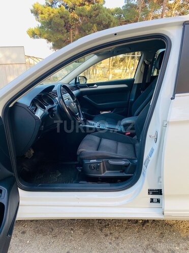 Volkswagen Passat 2016, 135,000 km - 1.4 л - Bakı