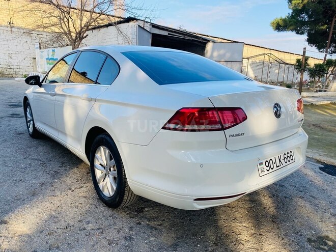 Volkswagen Passat 2016, 135,000 km - 1.4 л - Bakı