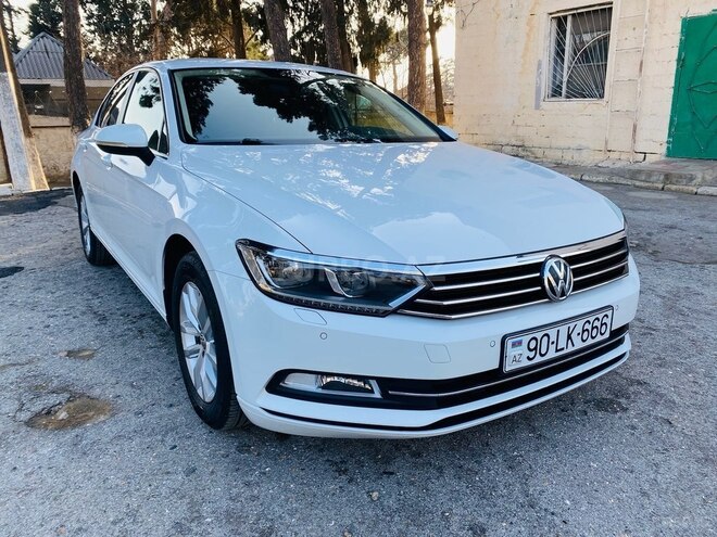 Volkswagen Passat 2016, 135,000 km - 1.4 л - Bakı