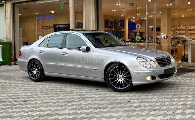Mercedes E 240 2002, 231,000 km - 2.6 l - Bakı