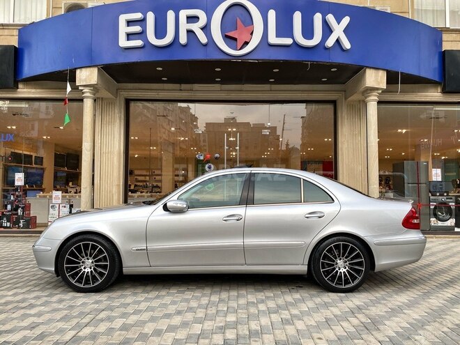 Mercedes E 240 2002, 231,000 km - 2.6 l - Bakı