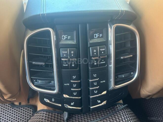 Porsche Cayenne Turbo 2012, 67,000 km - 4.8 l - Bakı