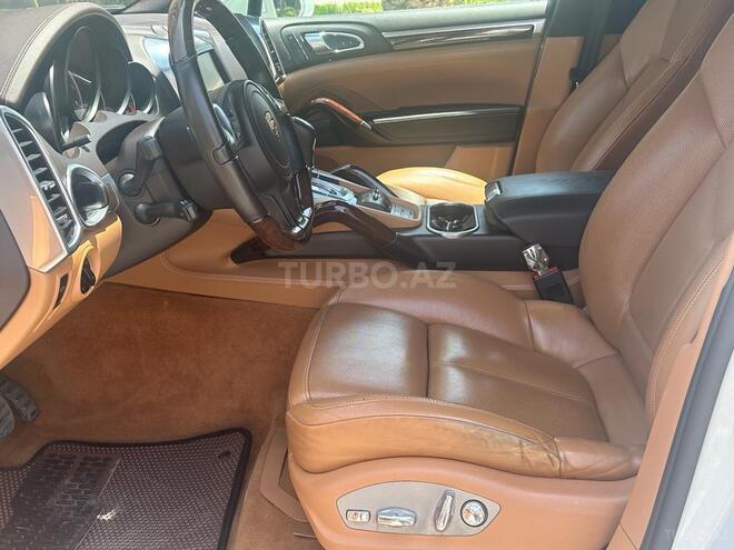 Porsche Cayenne Turbo 2012, 67,000 km - 4.8 l - Bakı