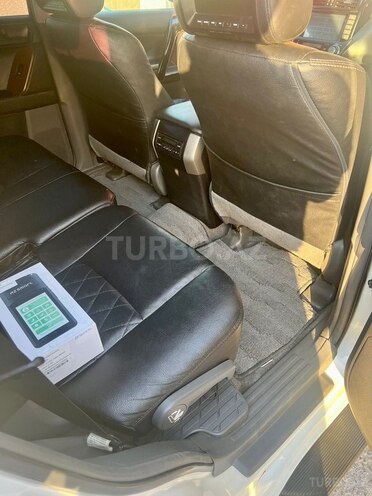 Toyota Prado 2012, 187,000 km - 2.7 л - Bakı