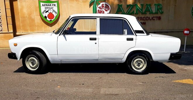LADA (VAZ) 2107 2009, 80,000 km - 1.6 l - Göyçay