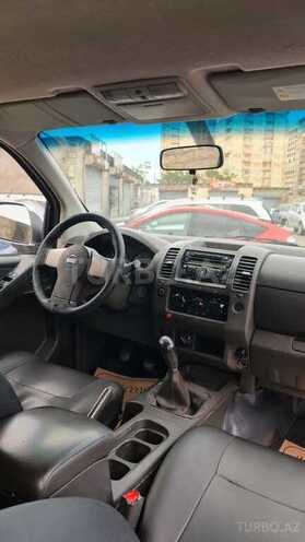 Nissan Navara 2011, 317,000 km - 2.5 л - Bakı