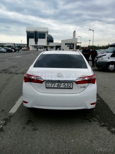 Toyota Corolla 2014, 175,000 km - 1.6 l - Bakı