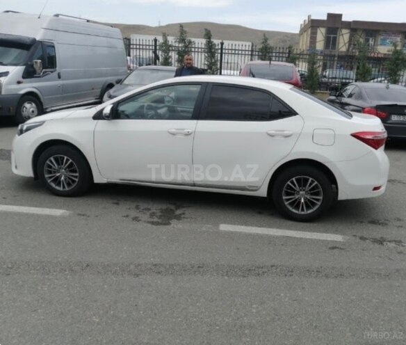 Toyota Corolla 2014, 175,000 km - 1.6 l - Bakı