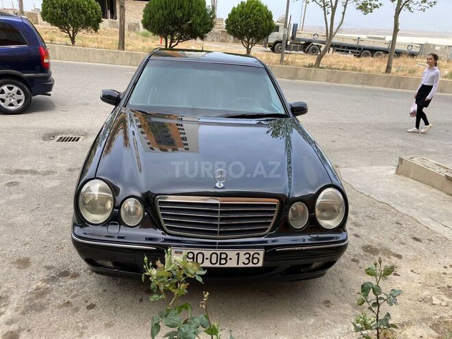Mercedes E 270 2001, 291,000 km - 2.7 l - Bakı