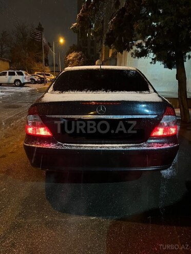 Mercedes E 320 2002, 246,000 km - 3.2 l - Bakı