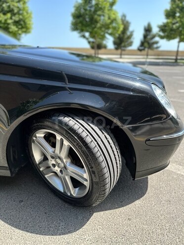 Mercedes E 320 2002, 246,000 km - 3.2 l - Bakı