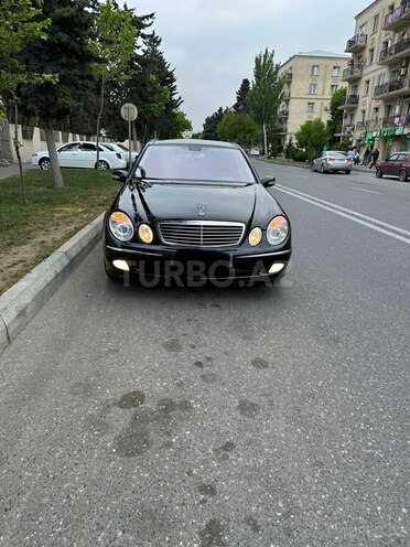 Mercedes E 320 2002, 246,000 km - 3.2 l - Bakı