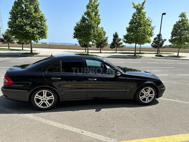 Mercedes E 320 2002, 246,000 km - 3.2 l - Bakı