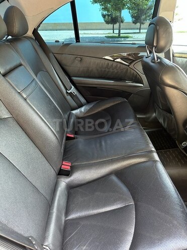 Mercedes E 320 2002, 246,000 km - 3.2 l - Bakı