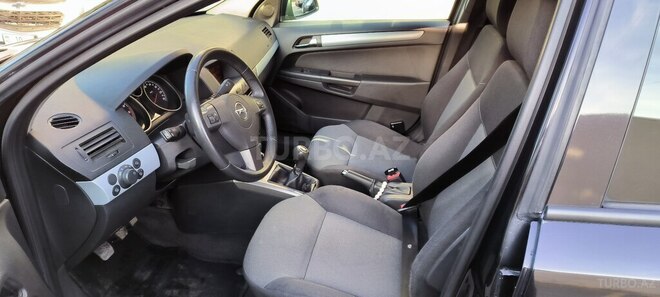 Opel Astra 2006, 20,100 km - 1.4 l - Sumqayıt