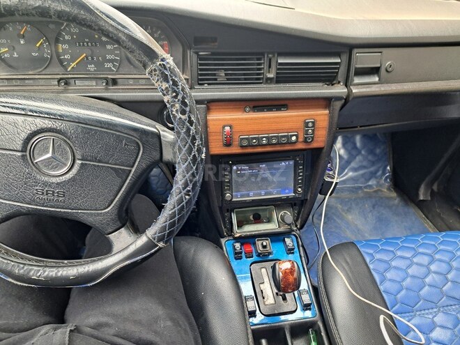 Mercedes 190 1993, 380,000 km - 2.5 l - Bakı