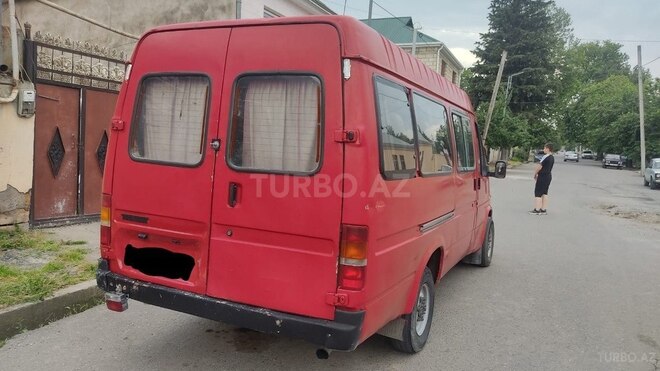 Ford Transit 1989, 185,845 km - 2.5 l - Tovuz
