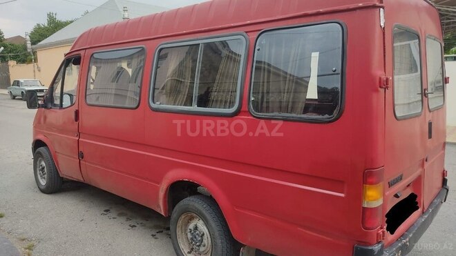 Ford Transit 1989, 185,845 km - 2.5 l - Tovuz