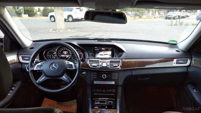 Mercedes E 220 2015, 178,400 km - 2.2 л - Bakı