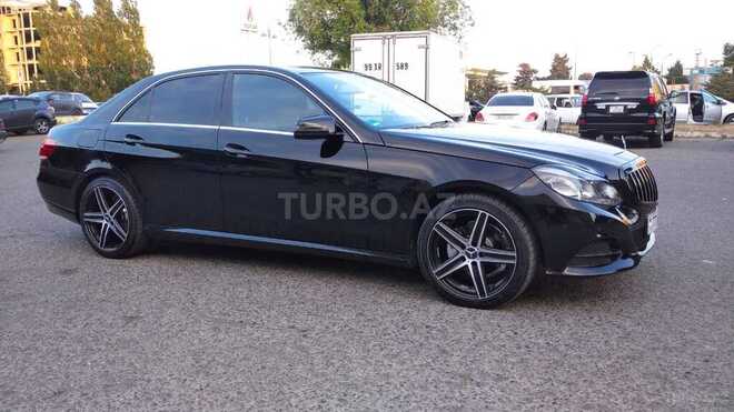 Mercedes E 220 2015, 178,400 km - 2.2 л - Bakı