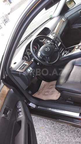 Mercedes E 220 2015, 178,400 km - 2.2 л - Bakı