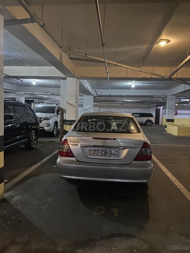 Mercedes E 220 2008, 320,000 km - 2.2 л - Bakı