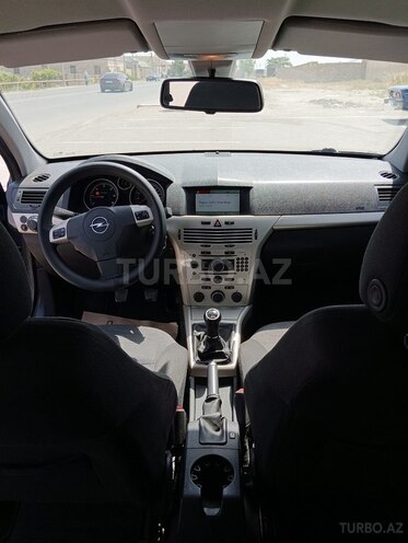 Opel Astra 2008, 190,000 km - 1.3 л - Bakı