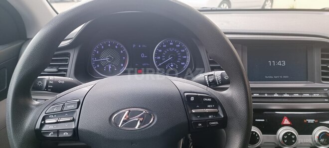 Hyundai Elantra 2019, 62,700 km - 2.0 l - Bakı