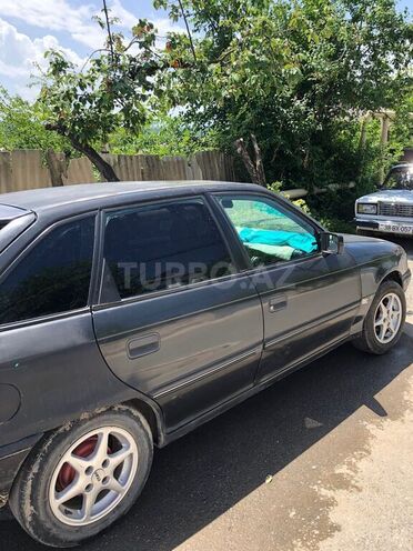 Opel Astra 1993, 150,000 km - 1.6 l - Qusar