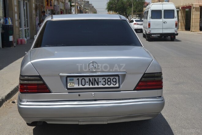 Mercedes E 200 1994, 342,245 km - 2.0 л - Bakı