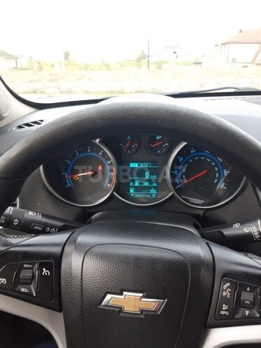 Chevrolet Cruze 2015, 280,000 km - 1.4 l - Yevlax